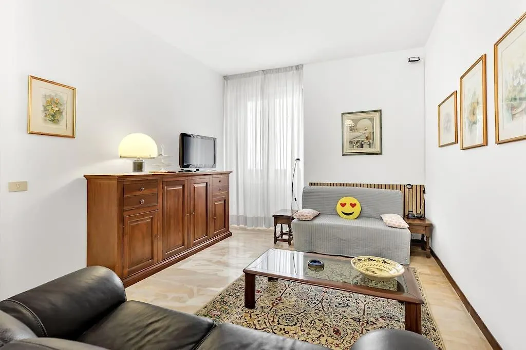 Alessia'S Flat - Sesto Apartment Sesto San Giovanni Italy